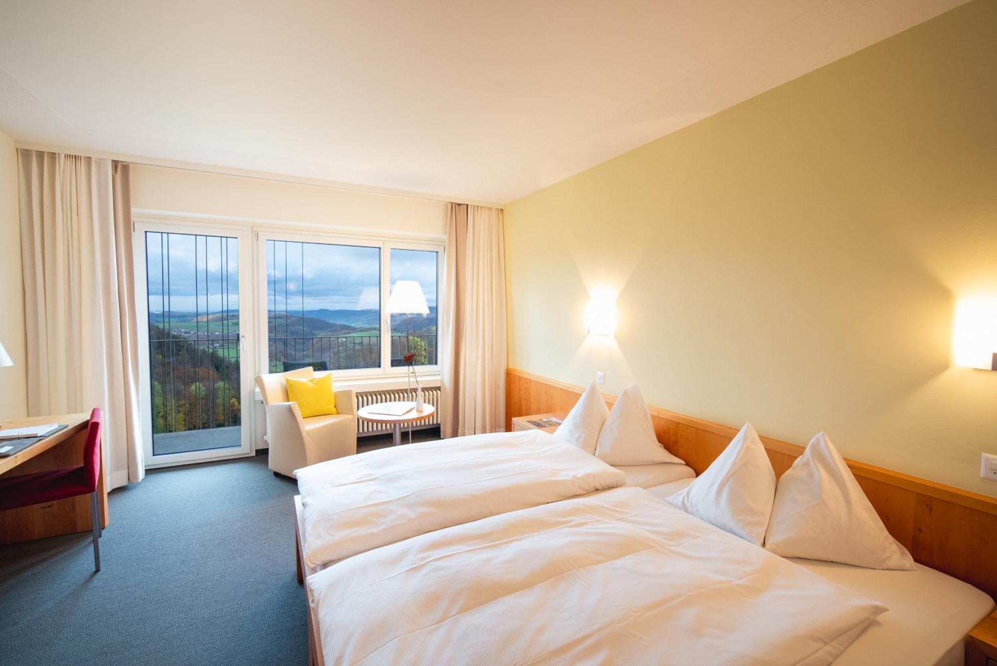 Läufelfingen Hotel Bad Ramsach מראה חיצוני תמונה