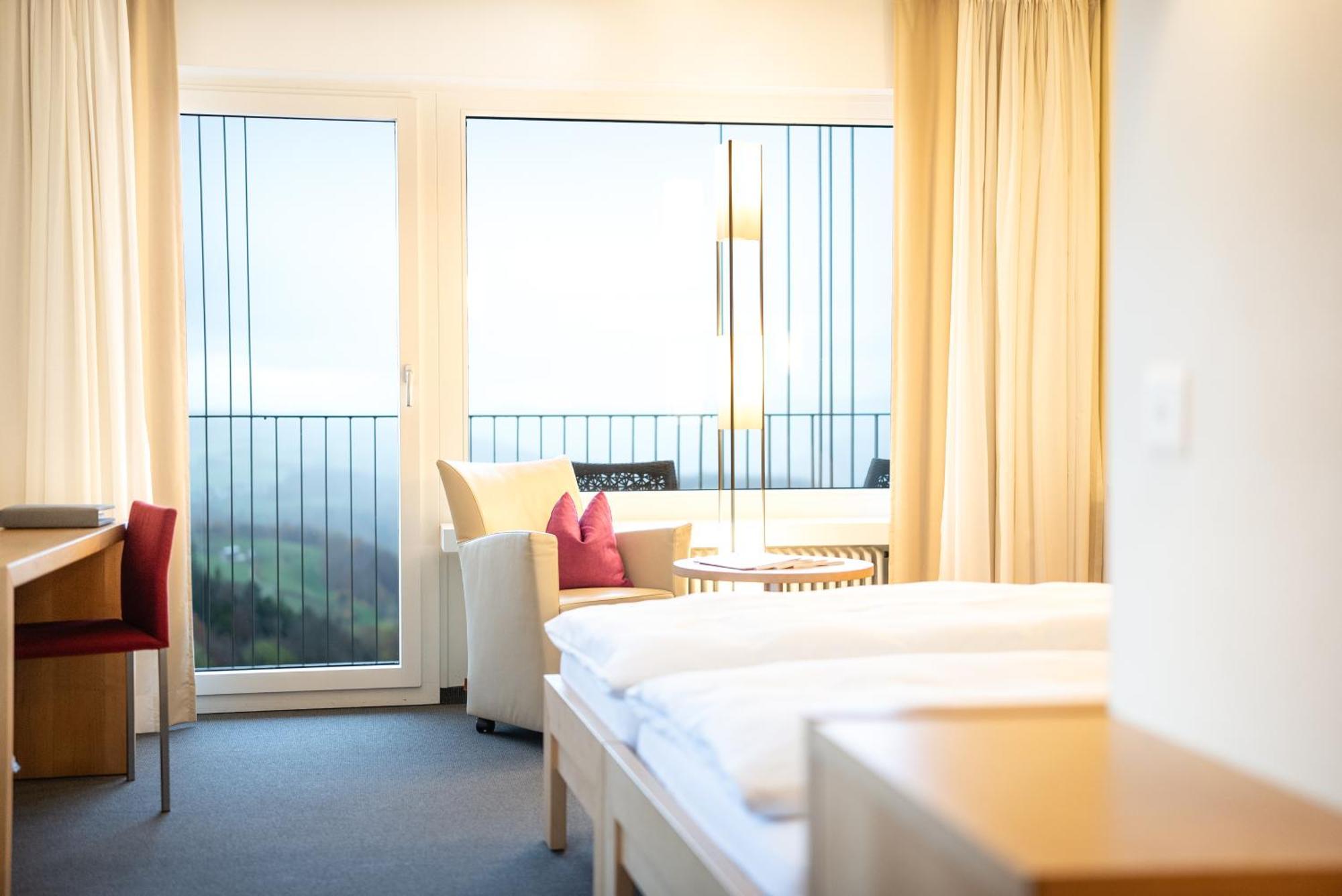 Läufelfingen Hotel Bad Ramsach מראה חיצוני תמונה